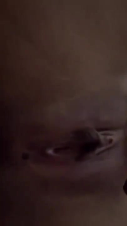 안만졌는데 뭔가가 나오네 ㅜㅜ – 05년생 노예 하리보