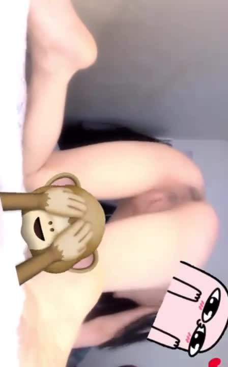 갑자기 팔로워 많아져서 무서워요 ㅜㅜ – 05년생 노예 하리보