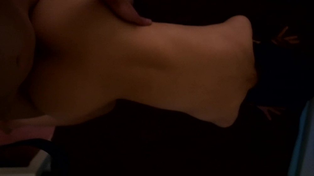 뒷태가 죽이는 여친 (3)