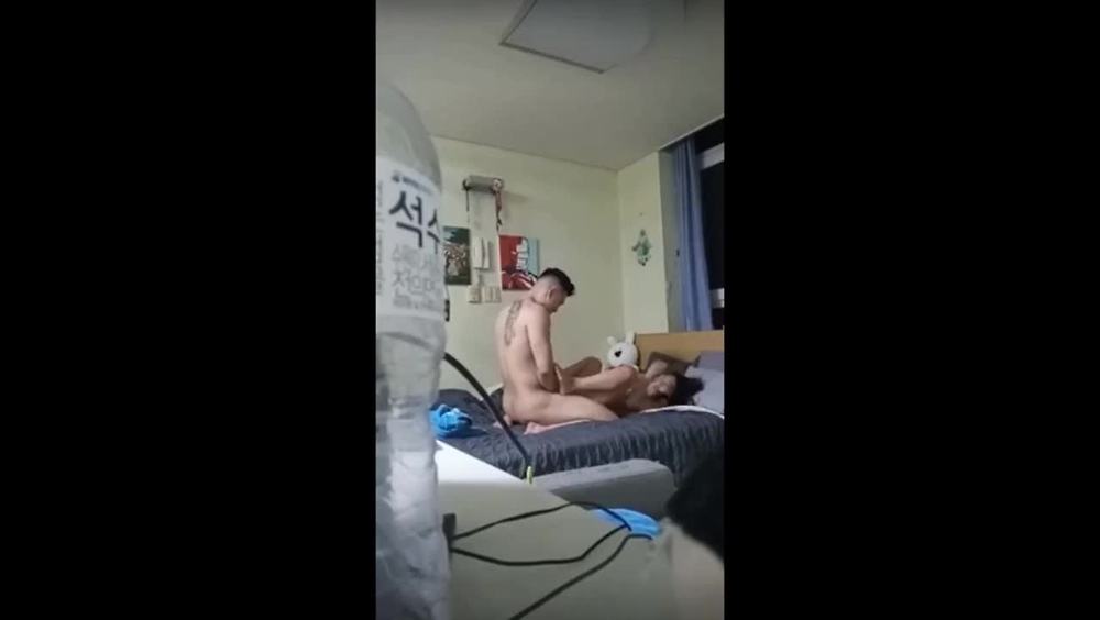 젖지도 않았는데 쑤셔버리는 석수커플