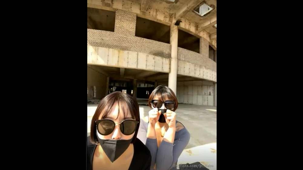 노는 누님들 추운날씨에도 벗방 딜도쑈~