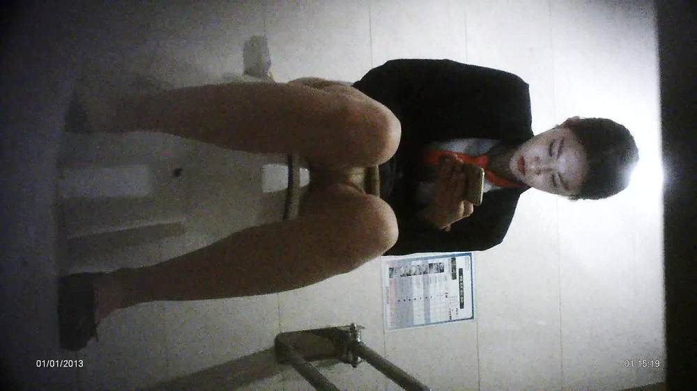 한국증권거래소 여자화장실 몰카 (8)