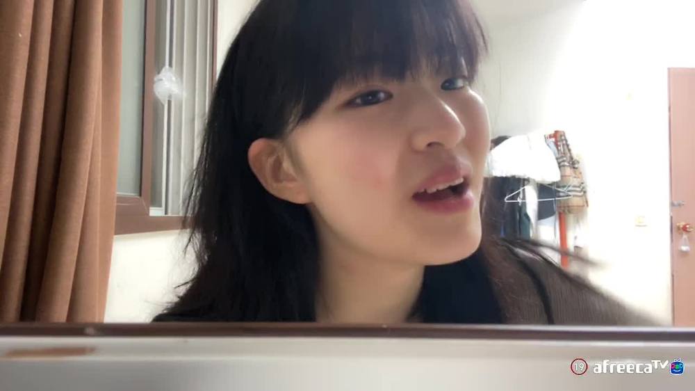 존예녀 겨울이 아프리카 방송 1일차 (3)