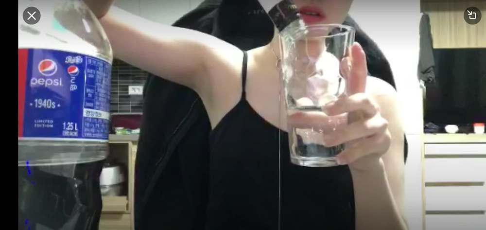 By겨울이 페리스코프 (8)