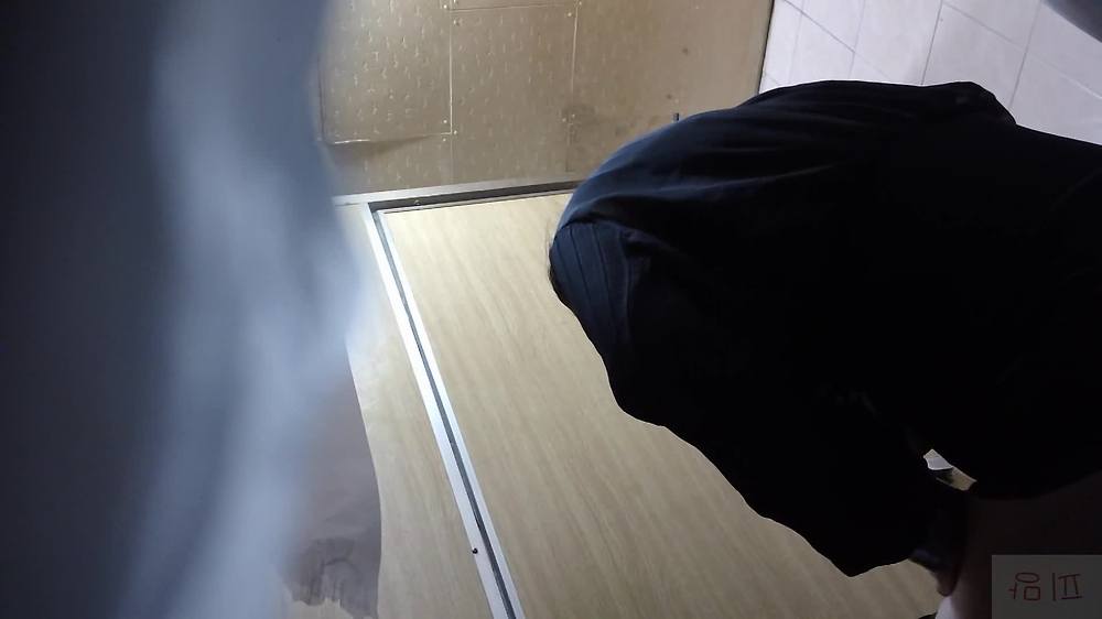 한국 장실 22명 몰카 (17)