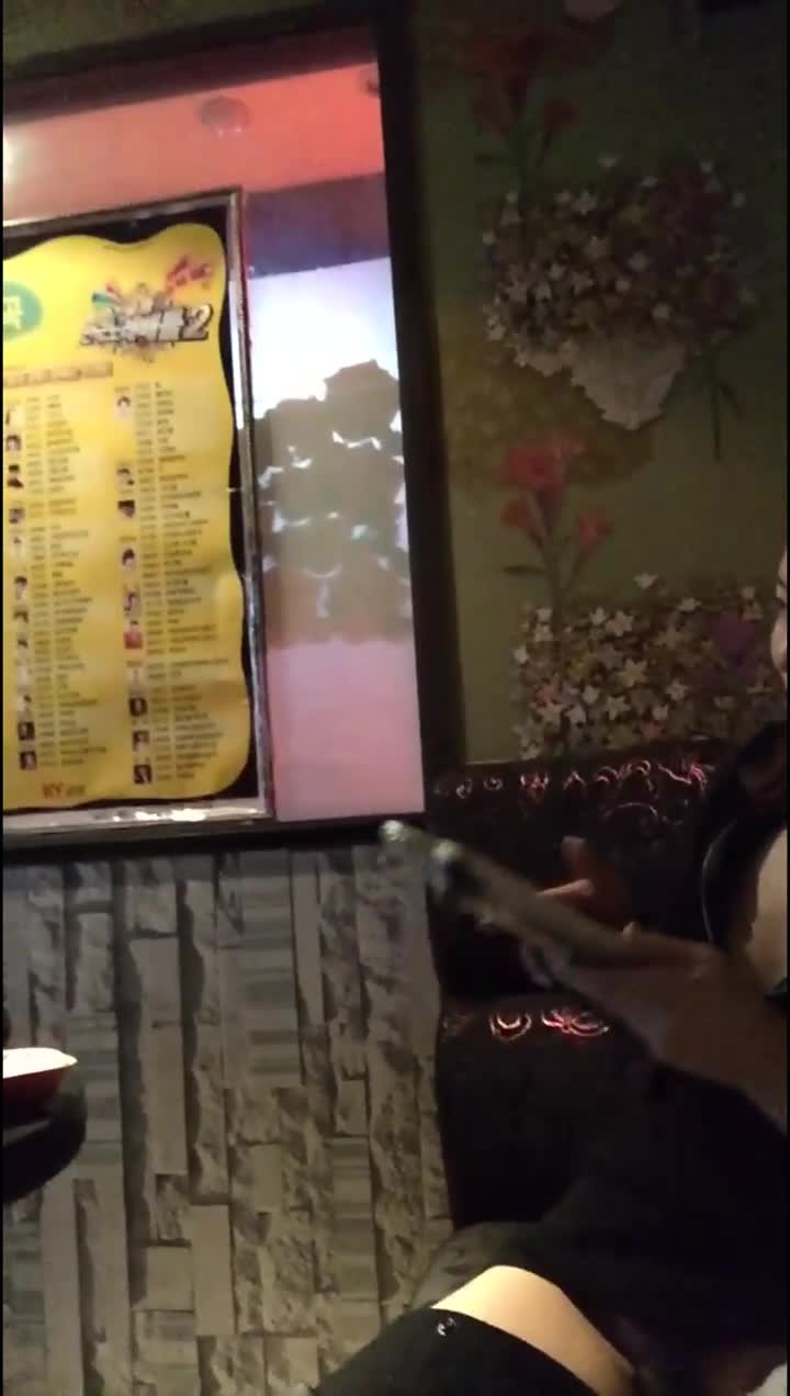 노래방만 가면 즐섹하는 커플