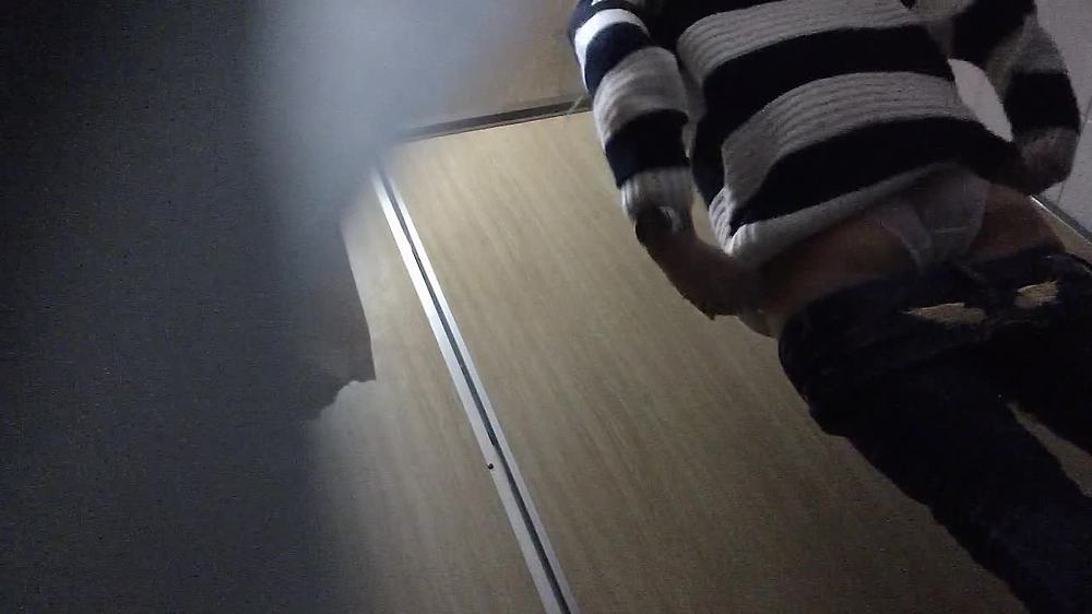 한국 장실 22명 몰카 (2)