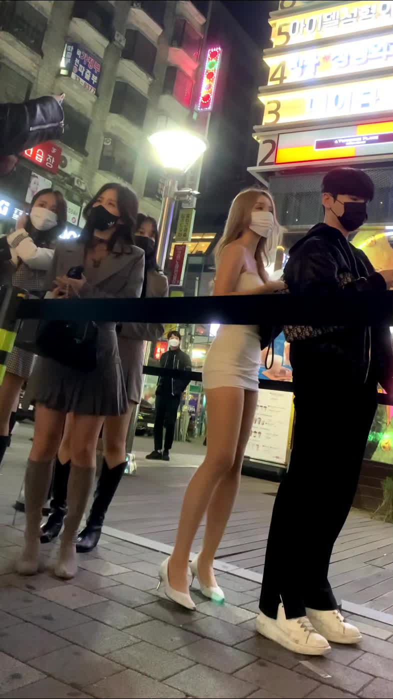 클럽줄 금발녀(원본)