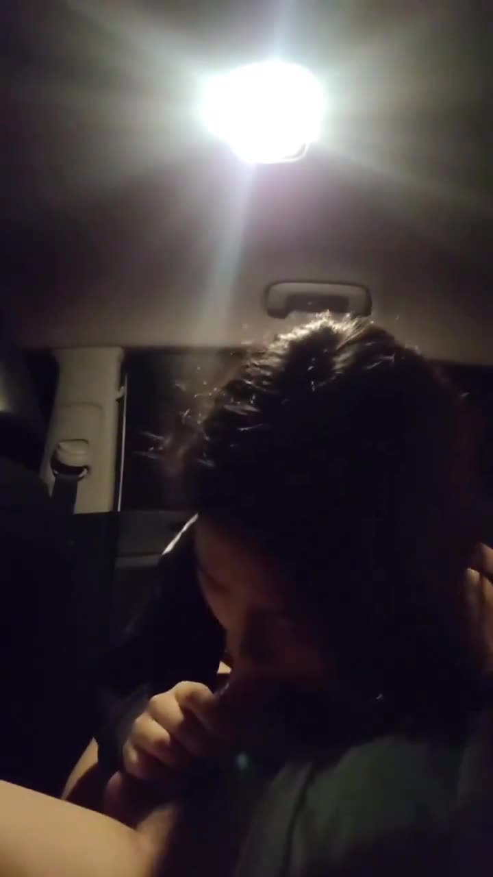 근 3년간 본것중 제일 큰자지맛에 현기증난다는 년