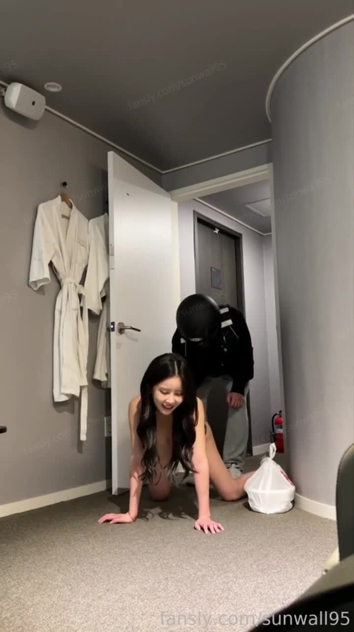 존예 레이싱모델의 배달야노+섹스 버전