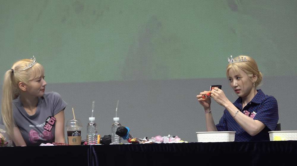 3분 에이핑크 초봄 직캠 팬티노출