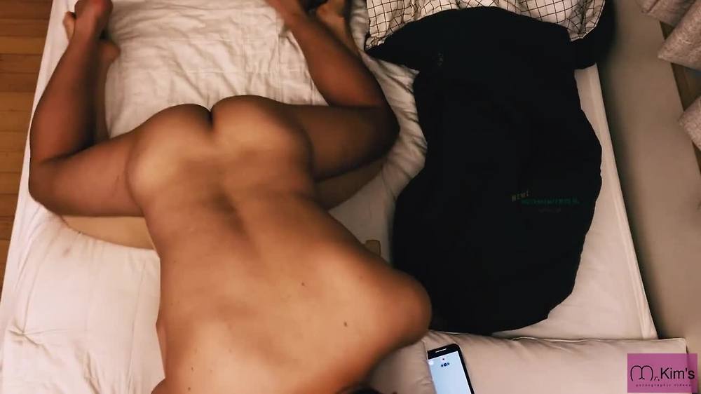 촉촉한 보지 항문까지 털어버리기