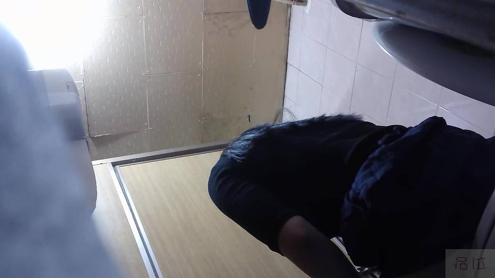 한국 장실 22명 몰카 (14)