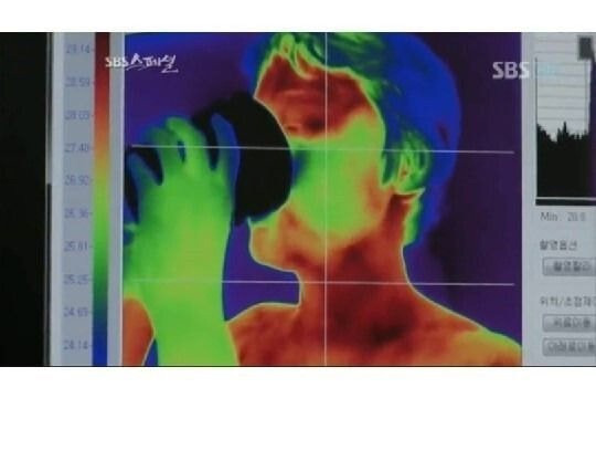 l3XZBM6.jpg