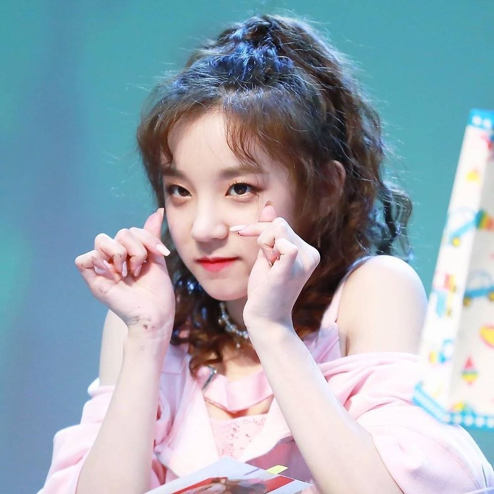 yuqi0923._CET76W_Fwj4.jpg