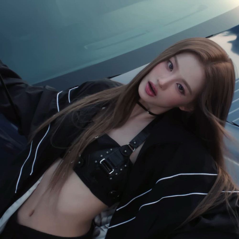 썸네일-NMIXX   BAE-이미지