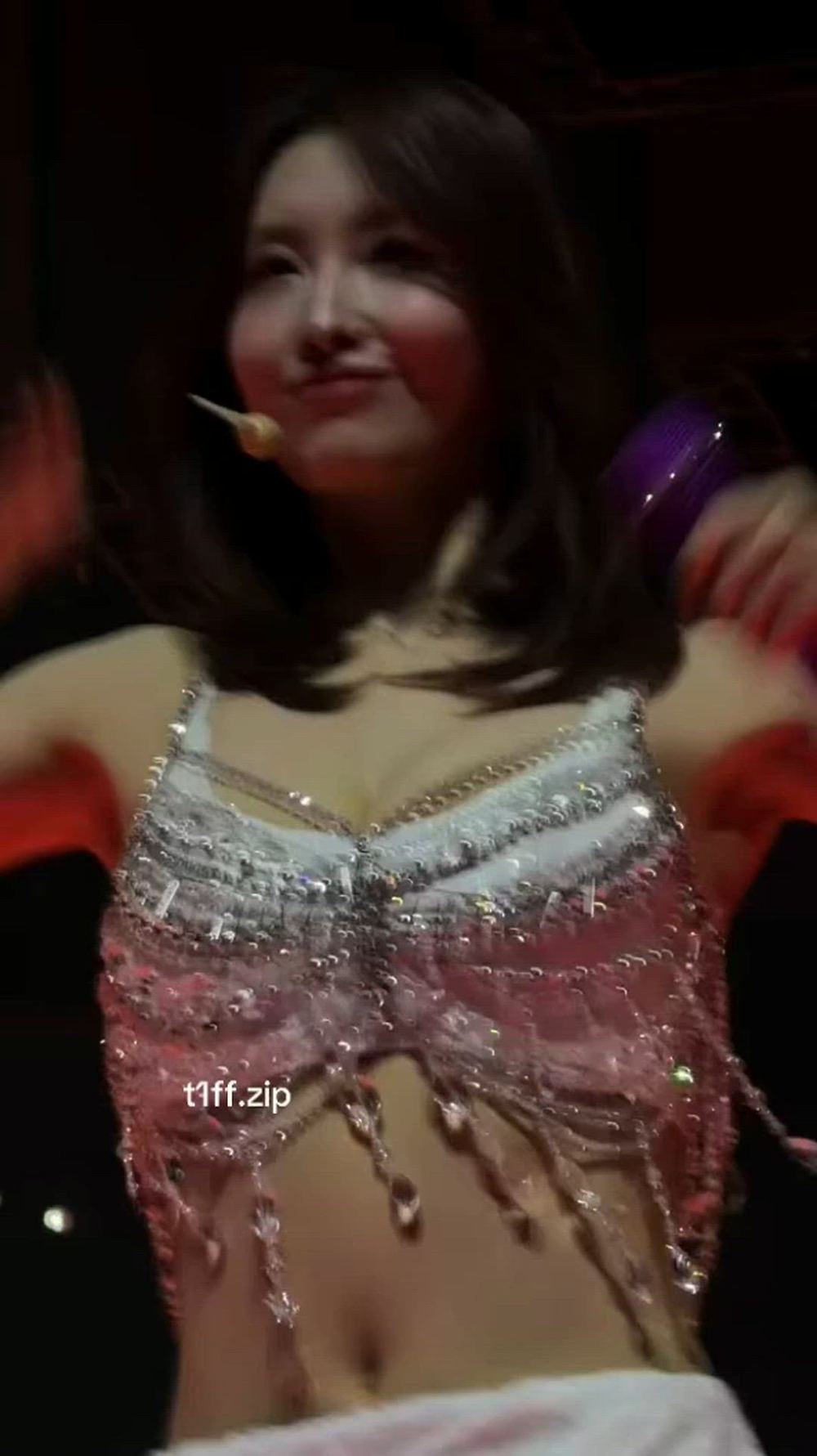 TWICE - MOMO-메인 썸네일 이미지