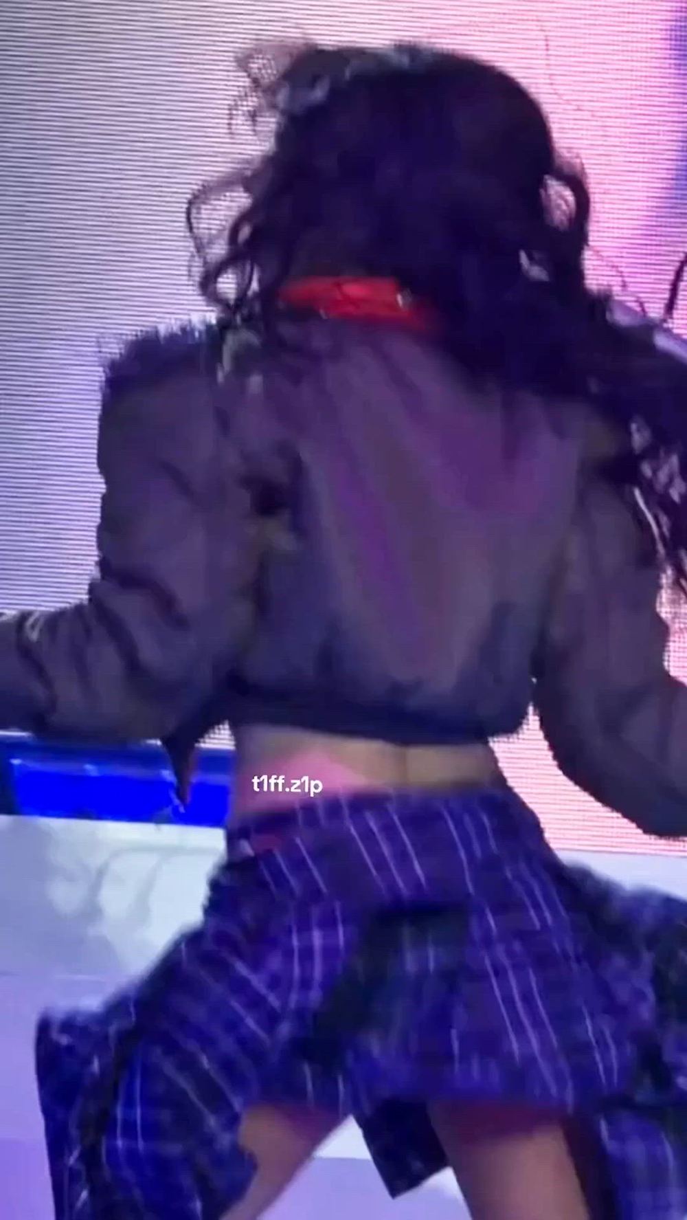 썸네일-BLACKPINK   JENNIE-이미지