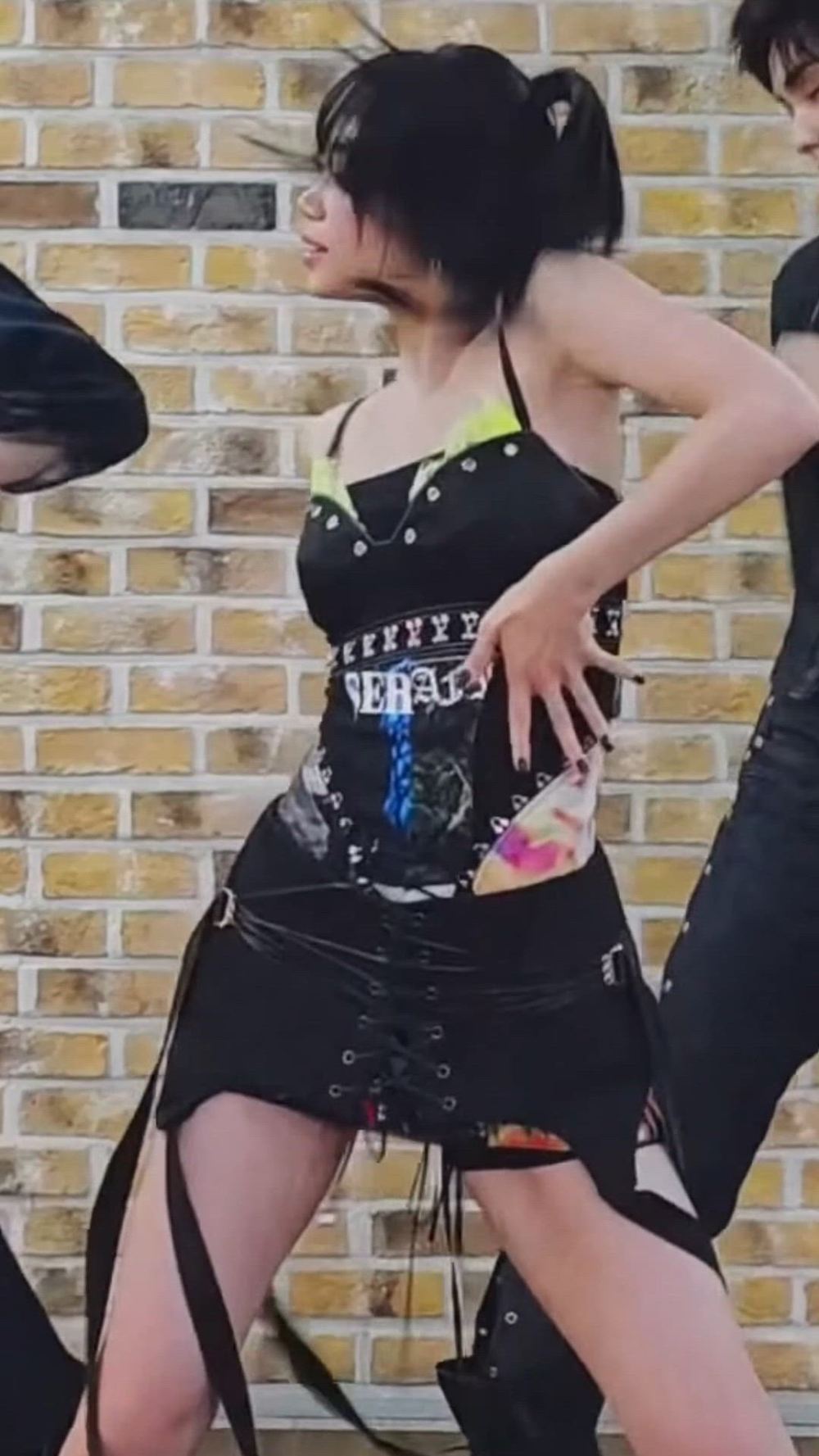 썸네일-LESSERAFIM   CHAEWON-이미지