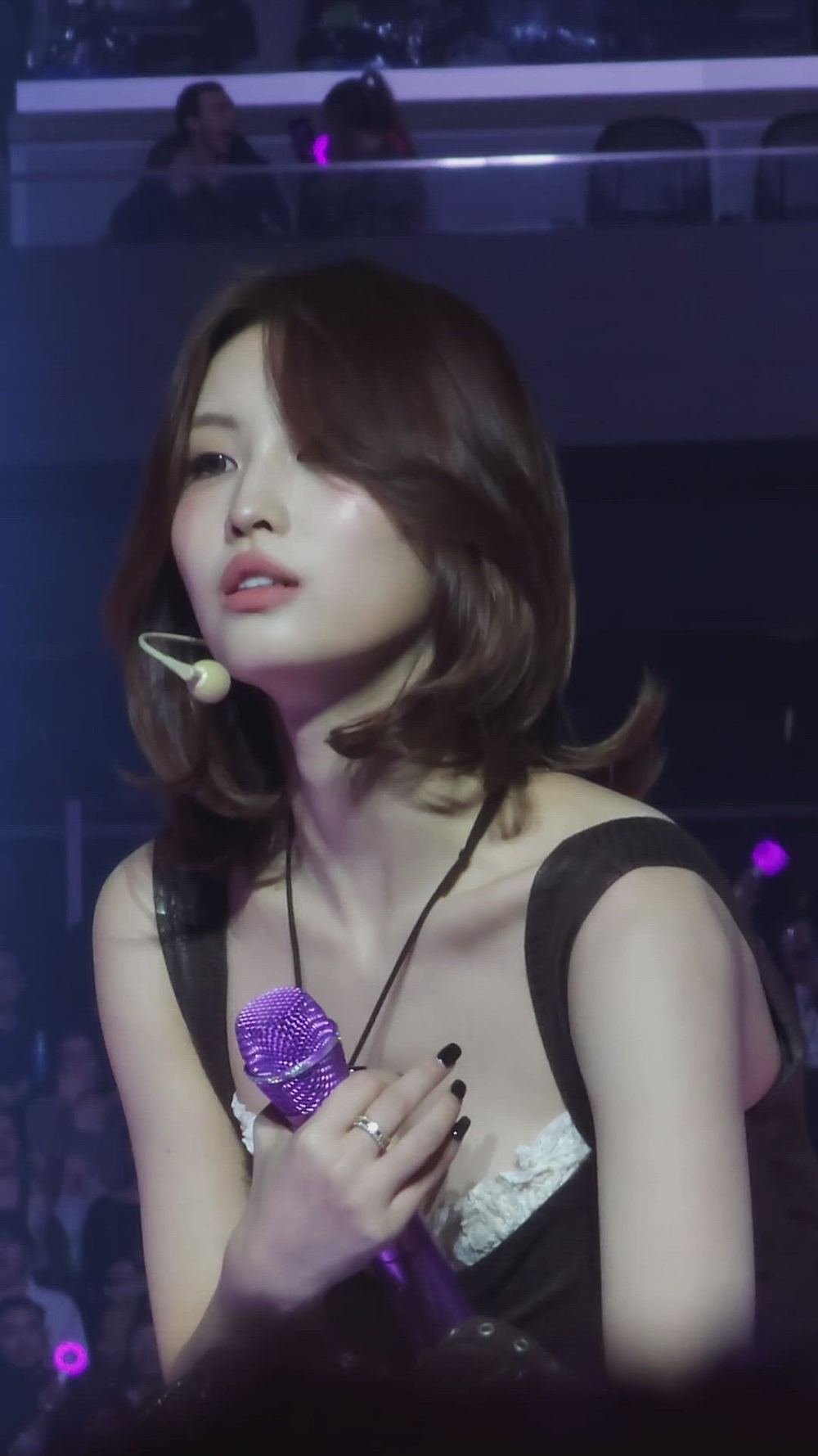 썸네일-TWICE   MOMO-이미지