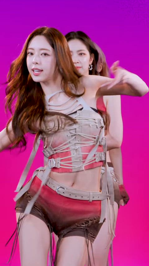 썸네일-ITZY   YUNA-이미지