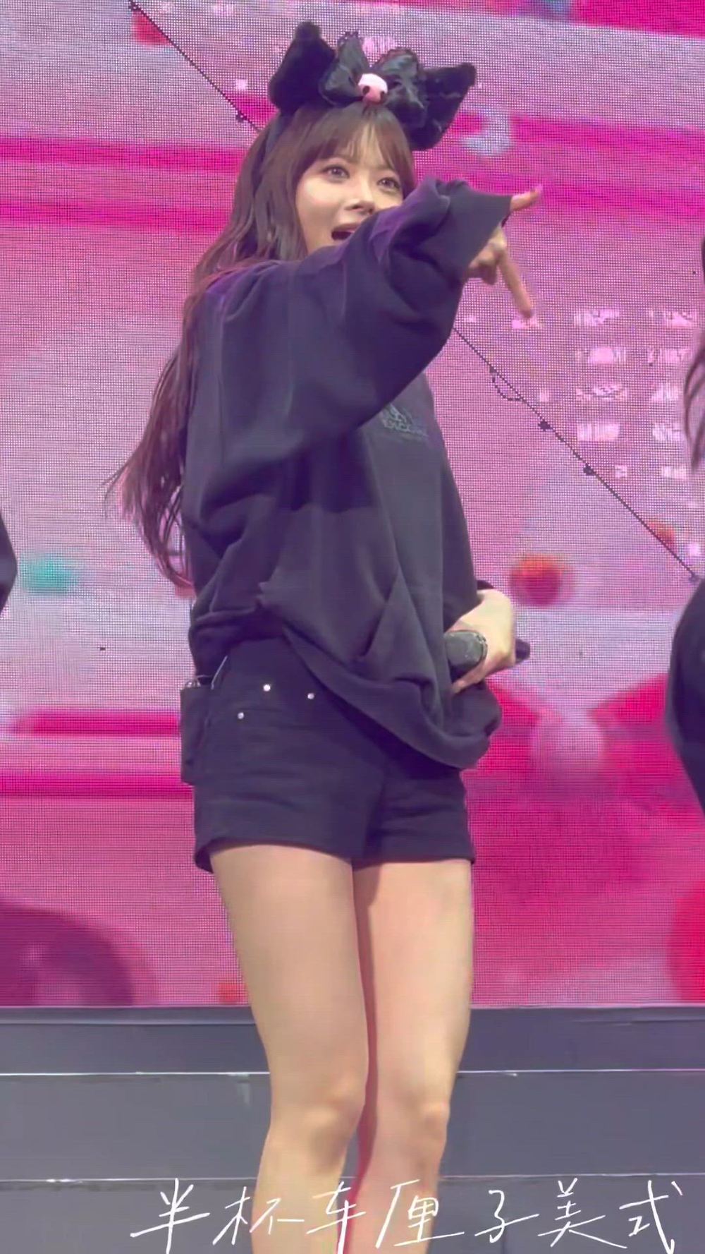 썸네일-LESSERAFIM   EUNCHAE-이미지