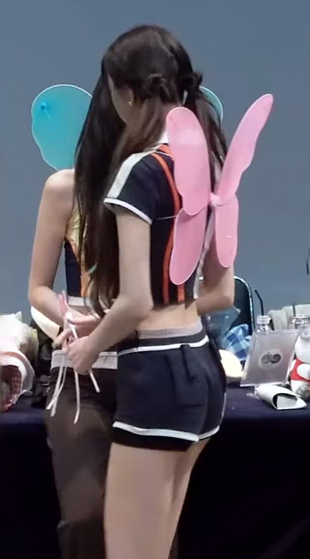 썸네일-ITZY   YUNA-이미지