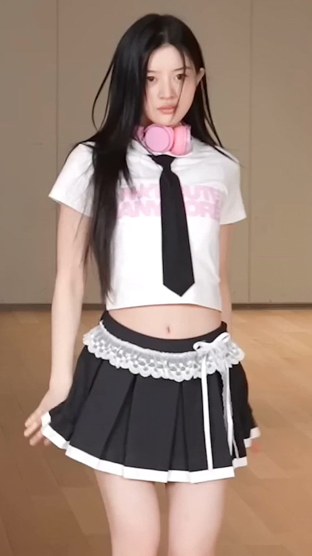 썸네일-ILLIT   MINJU-이미지