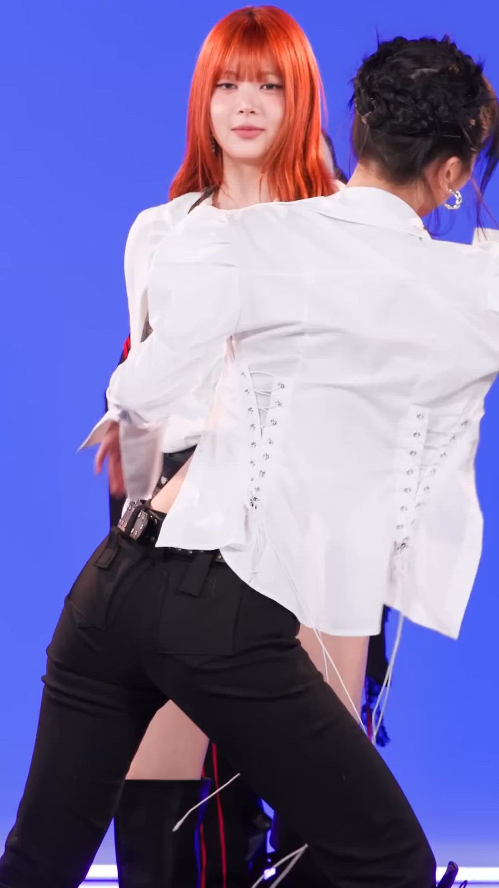 썸네일-LESSERAFIM   CHAEWON-이미지