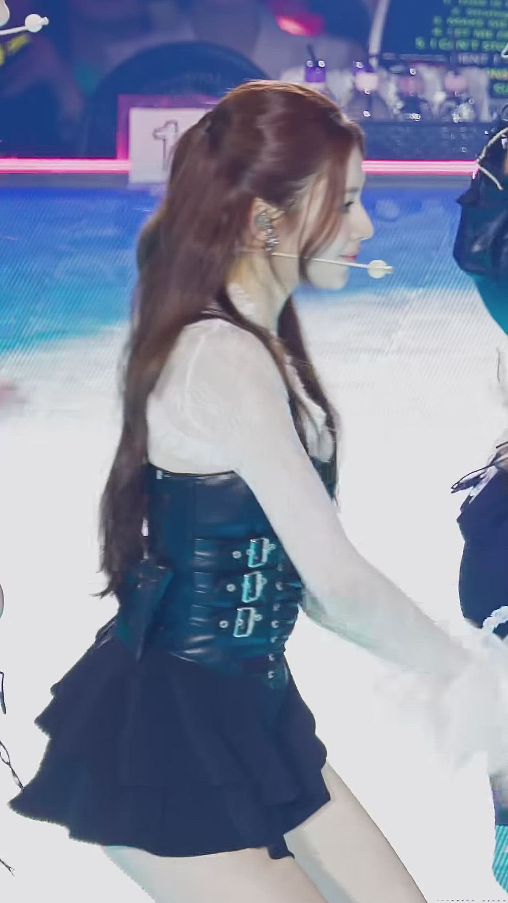썸네일-TWICE   SANA-이미지
