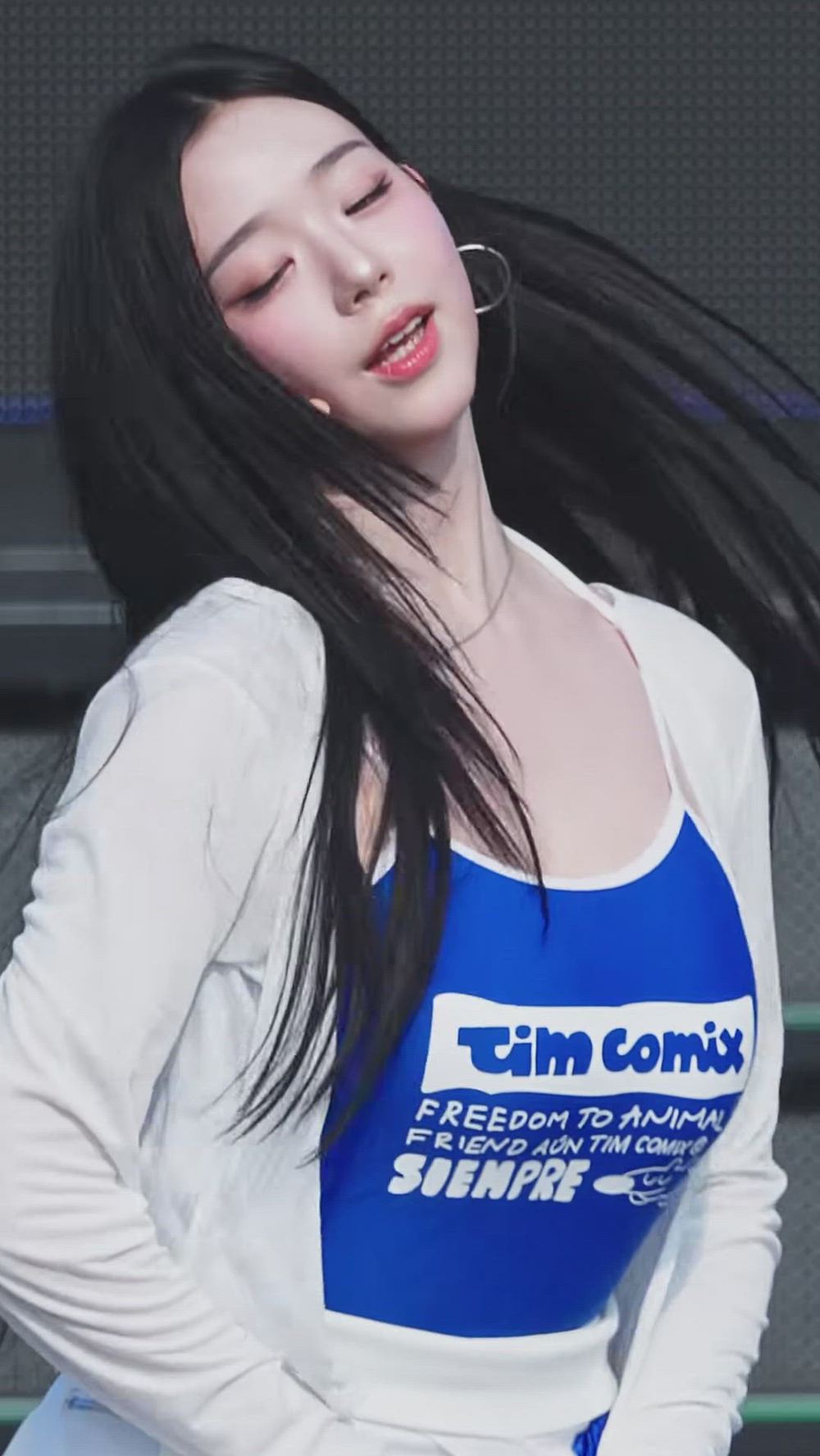 썸네일-TRIPLES   CHAEYEON-이미지