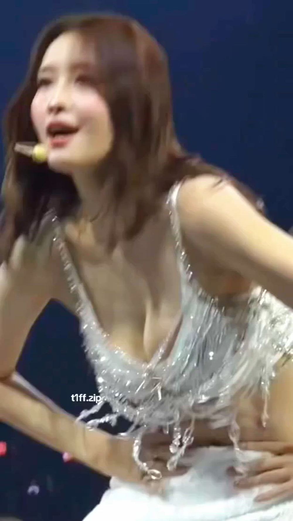 썸네일-TWICE   MOMO-이미지
