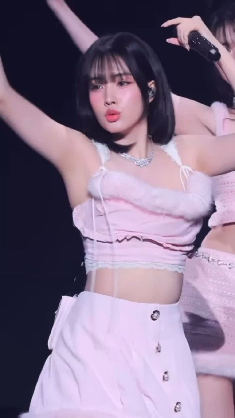 썸네일-STAYC   YOON-이미지