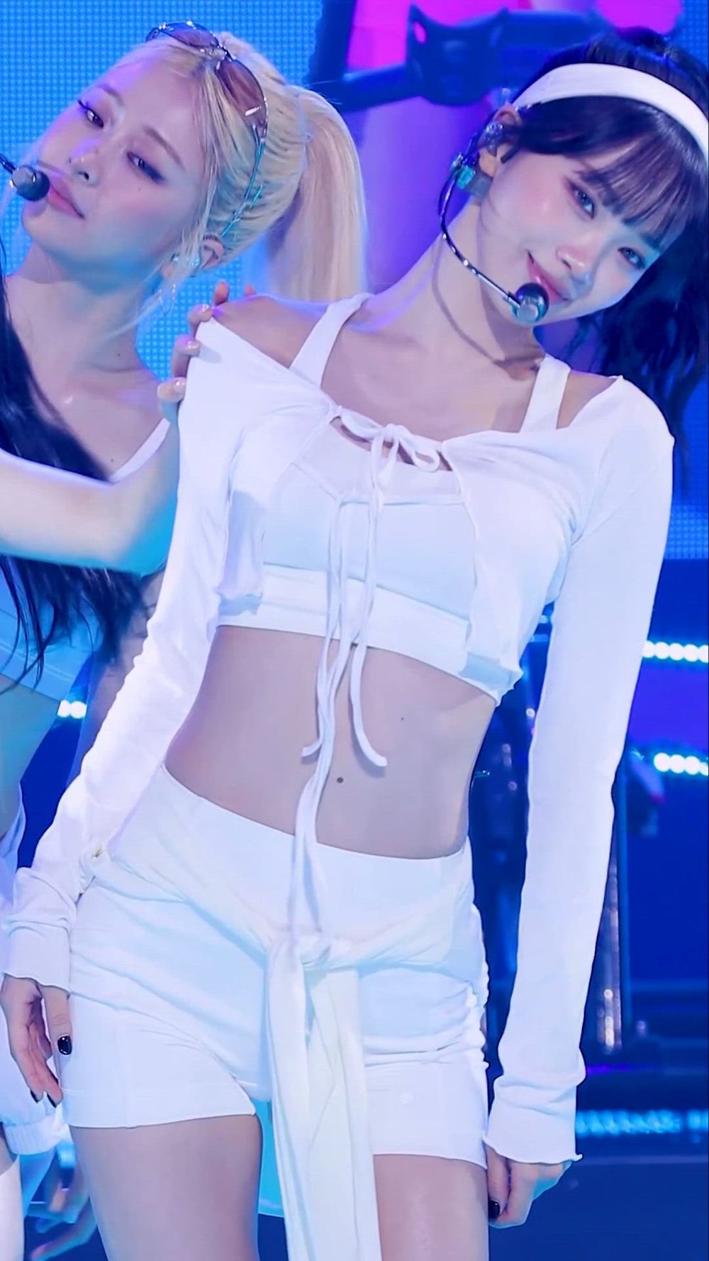 썸네일-LESSERAFIM   CHAEWON-이미지
