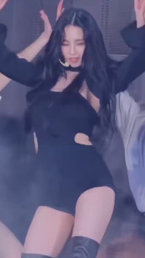 AESPA - KARINA-메인 썸네일 이미지