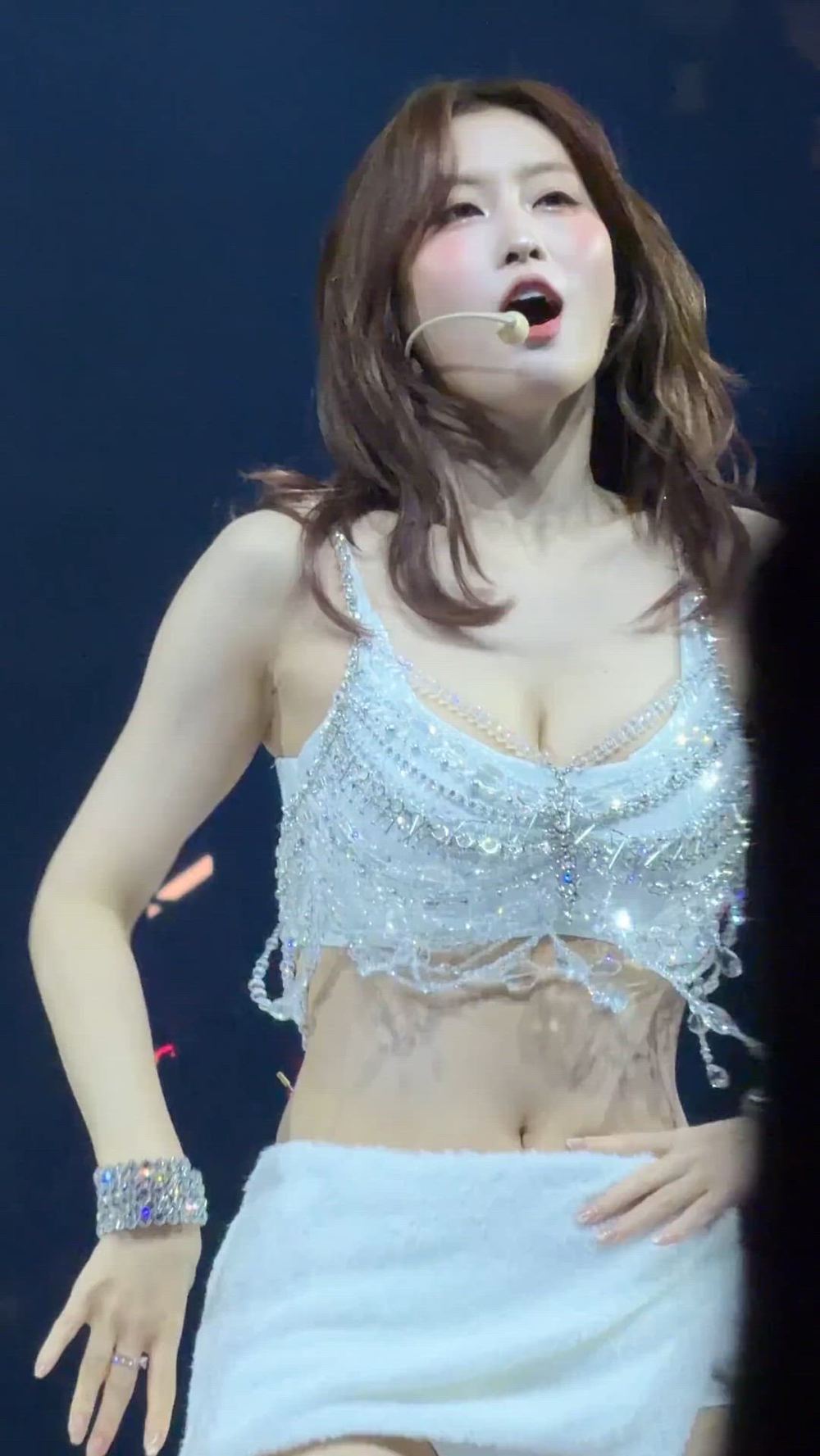 썸네일-TWICE   MOMO-이미지