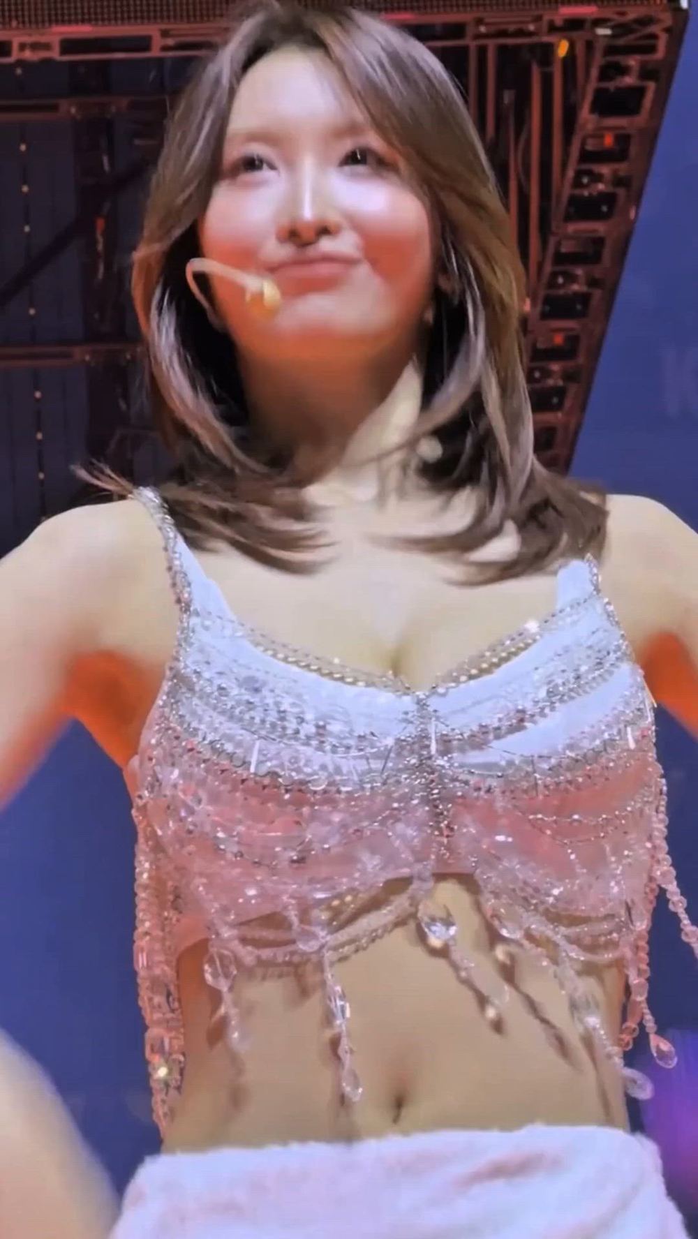 썸네일-TWICE   MOMO-이미지