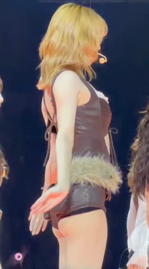 썸네일-TWICE   MOMO-이미지