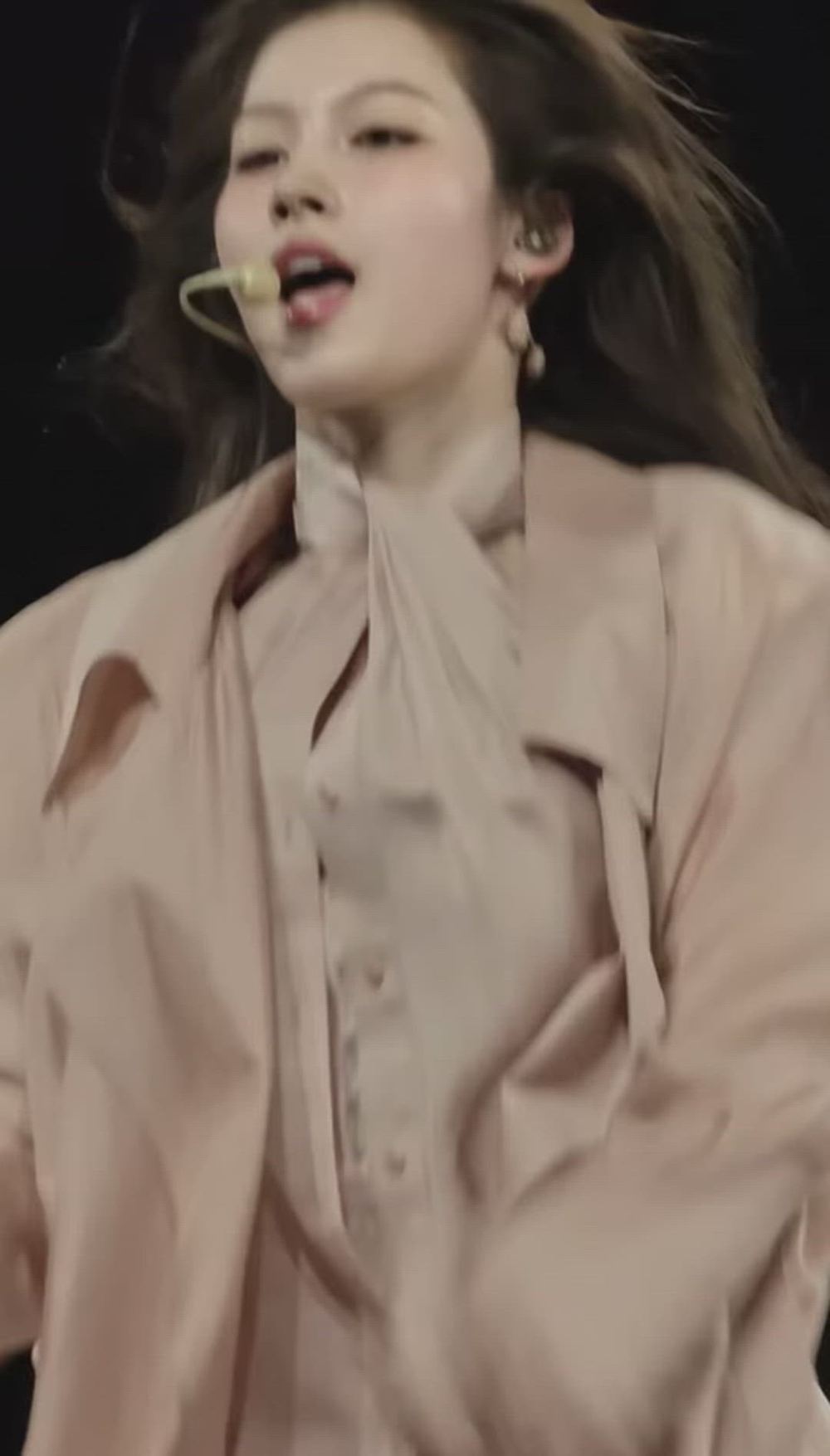 썸네일-TWICE   SANA-이미지