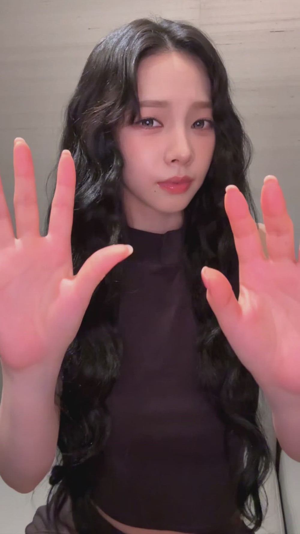 썸네일-AESPA   KARINA-이미지