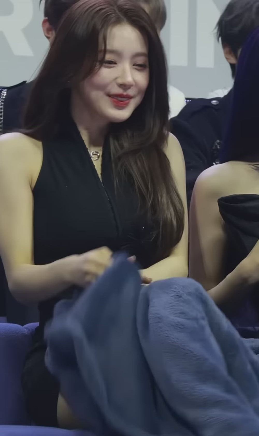 썸네일- G I DLE   MIYEON-이미지