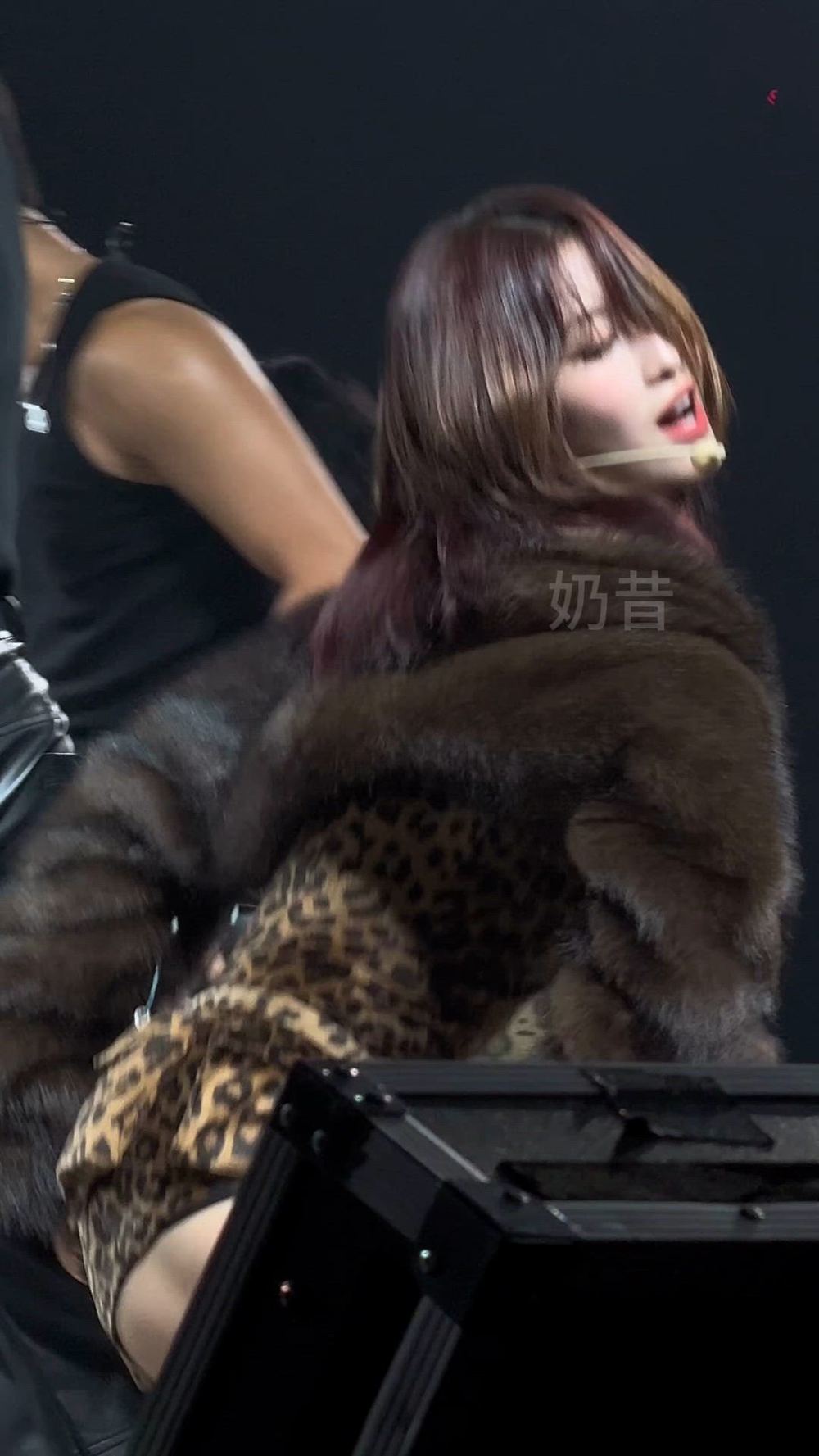 썸네일-TWICE   MOMO-이미지