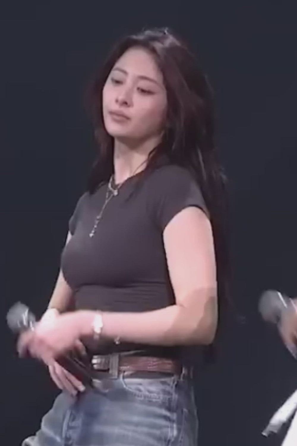 썸네일-LE SSERAFIM   YUNJIN-이미지