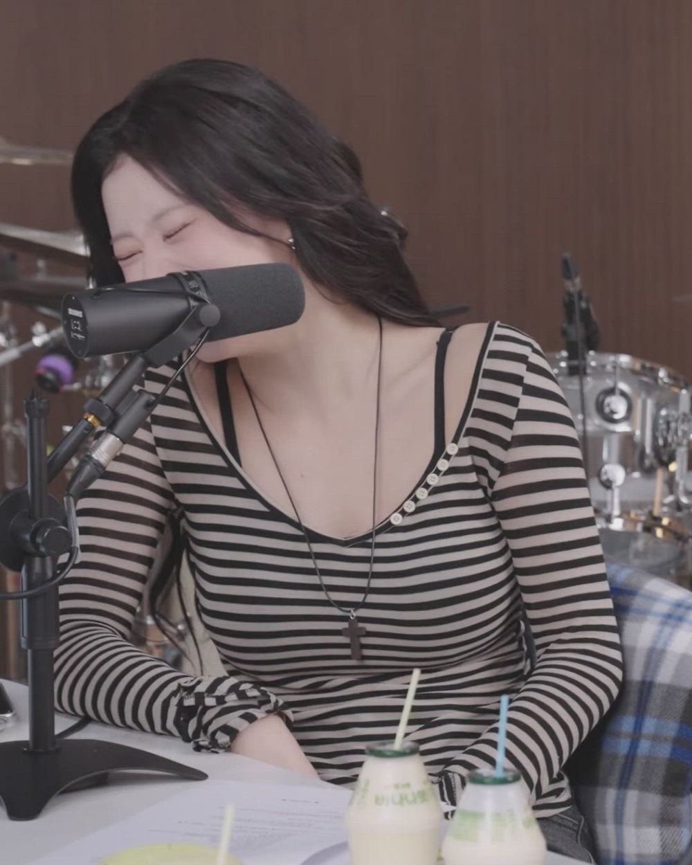 BILLLIE - SIYOON-메인 썸네일 이미지