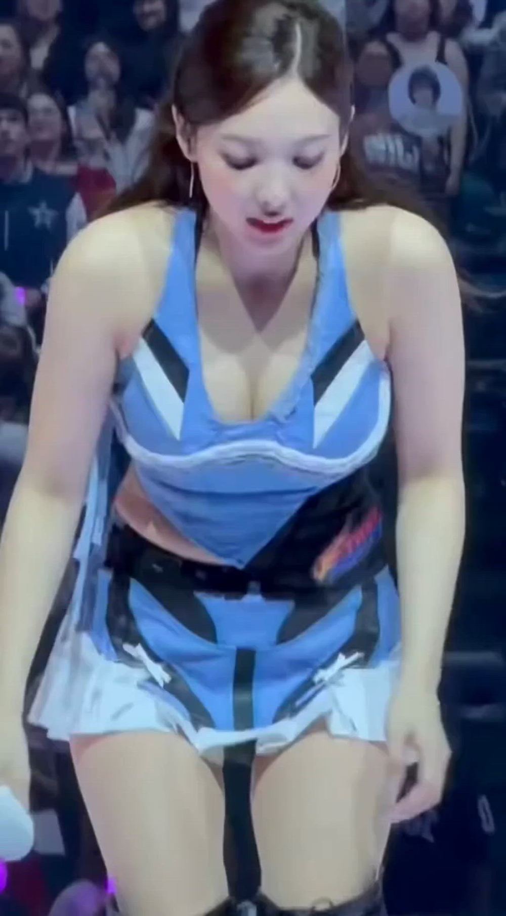 썸네일-TWICE   NAYEON-이미지