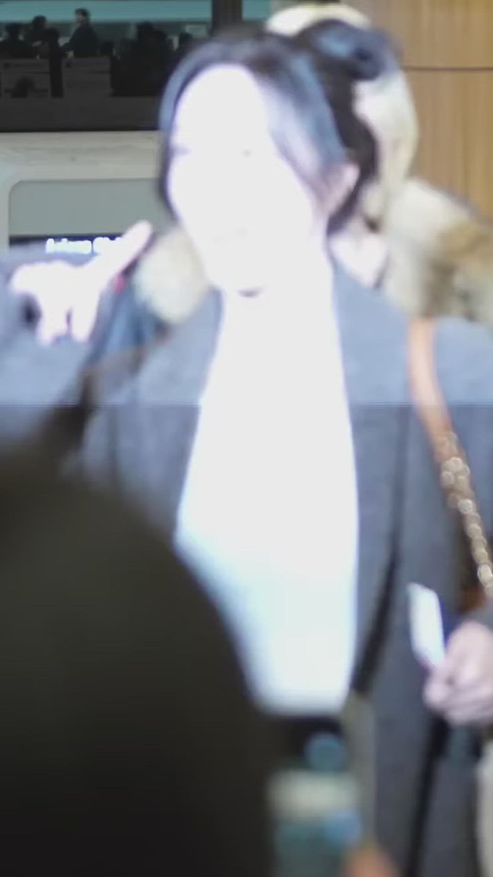 썸네일-ITZY   YUNA-이미지