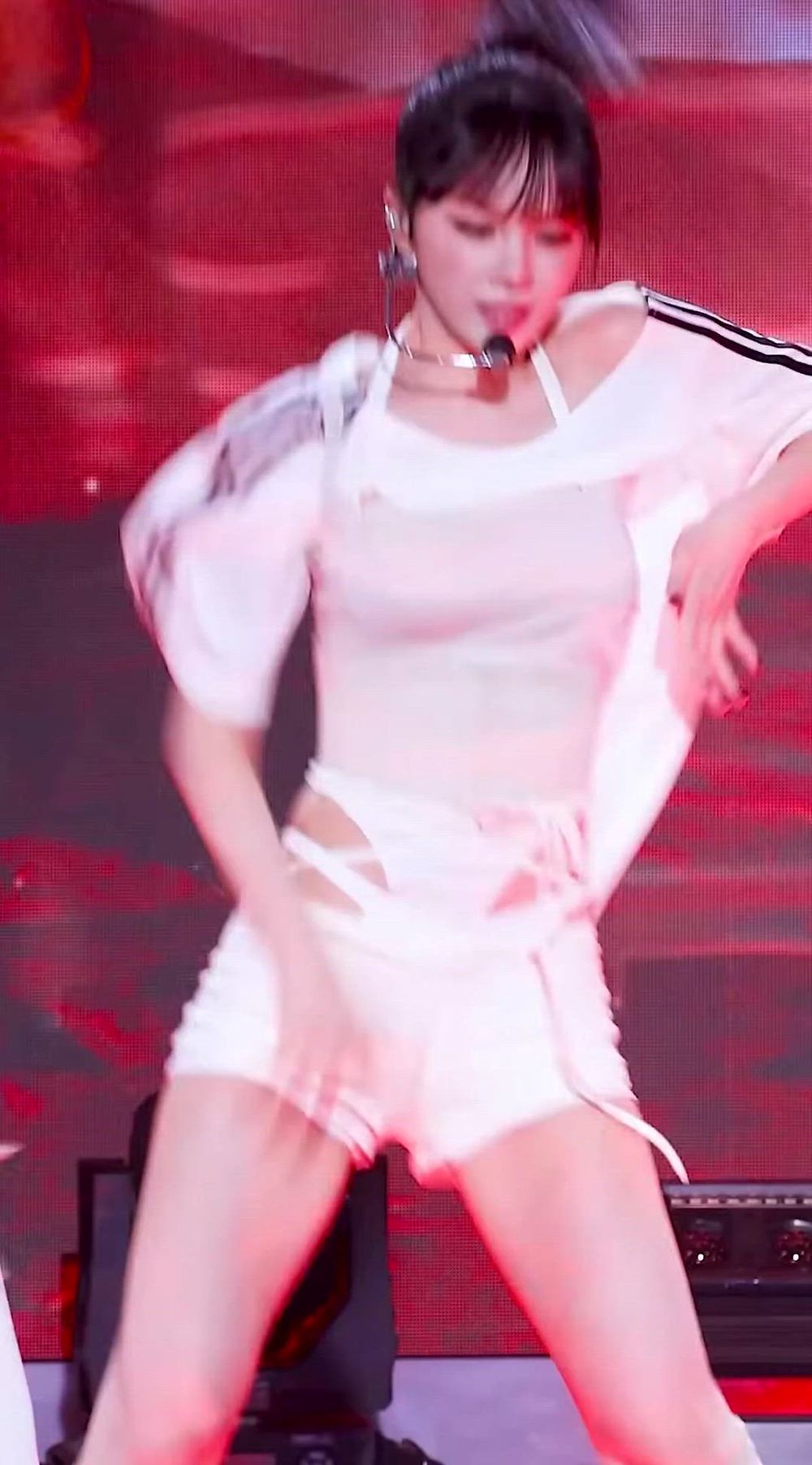 썸네일-LESSERAFIM   CHAEWON-이미지