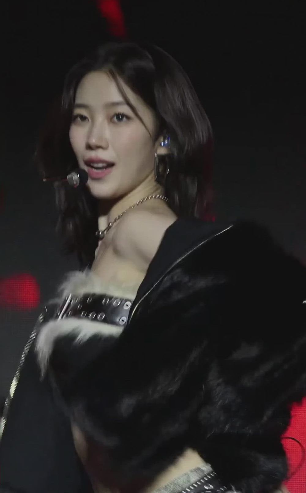 썸네일-LESSERAFIM   KAZUHA-이미지