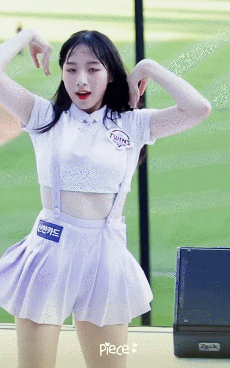 11763316470499972.gif