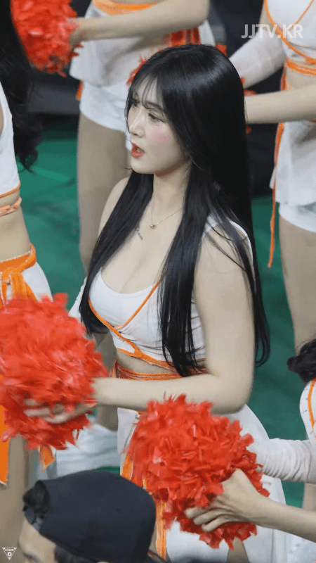 30404916509932630.gif